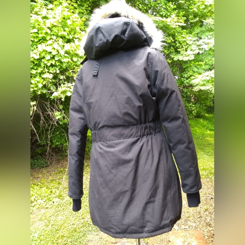 Vintage Canada Goose Coat - Picture 3 of 10